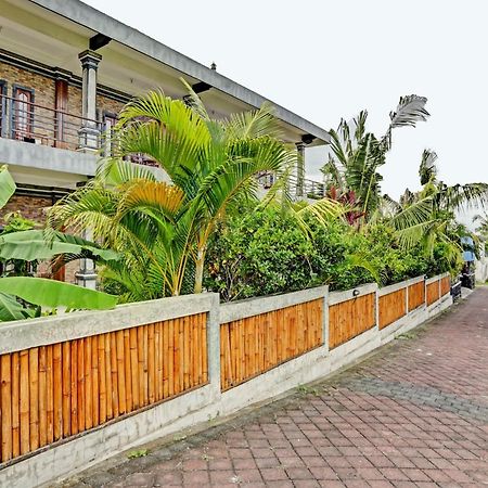 Oyo 90458 Pucuk Bali Guest House 坎古 外观 照片
